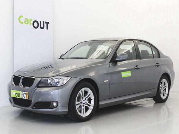 BMW - Série 3 - 320 d Auto 177cv Imagem em Destaque