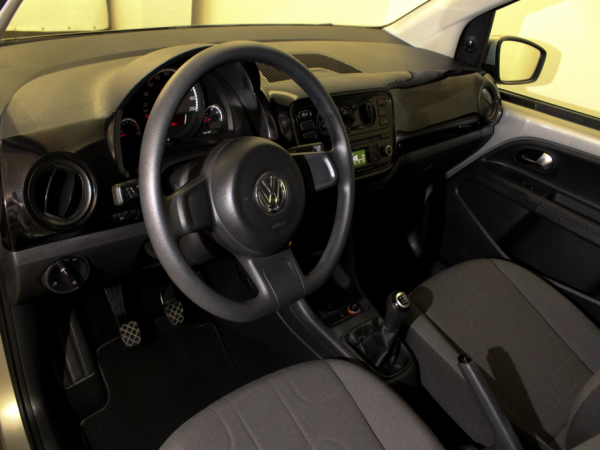 Volkswagen - Up - 1.0 BlueMotion Move Up Volkswagen - Up - 1.0 BlueMotion Move Up