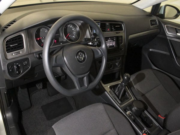 Volkswagen - Golf - 1.6 TDi Trendline Volkswagen - Golf - 1.6 TDi Trendline