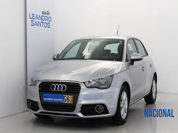 Audi - A1 - Sportback 1.6 TDI Advance Imagem em Destaque