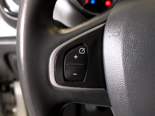 Renault - Captur - 0.9 TCe Exclusive GPS Renault - Captur - 0.9 TCe Exclusive GPS