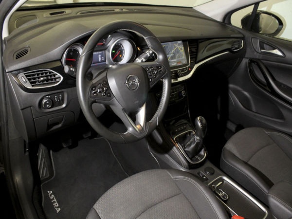 Opel - Astra - 1.6 CDTI Innovation GPS Opel - Astra - 1.6 CDTI Innovation GPS