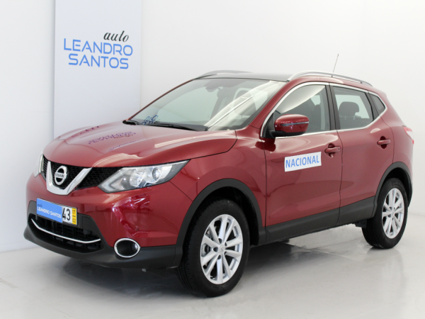 Nissan - Qashqai - 1.5 dCi N-Connecta GPS Imagem em Destaque